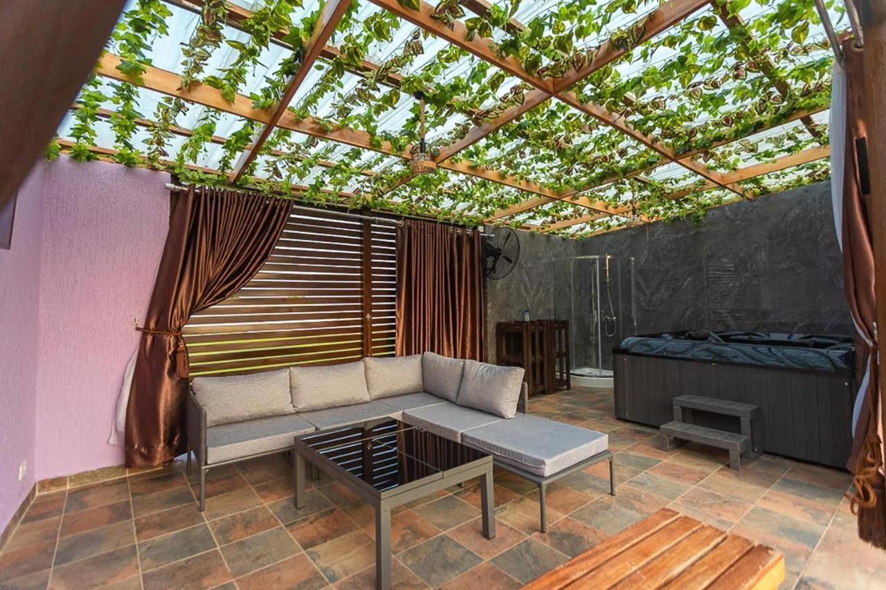 The Platinum Bay Hotel Birekuso المظهر الخارجي الصورة