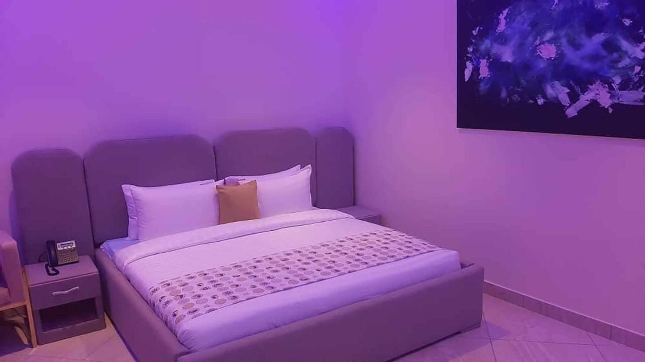 The Platinum Bay Hotel Birekuso المظهر الخارجي الصورة