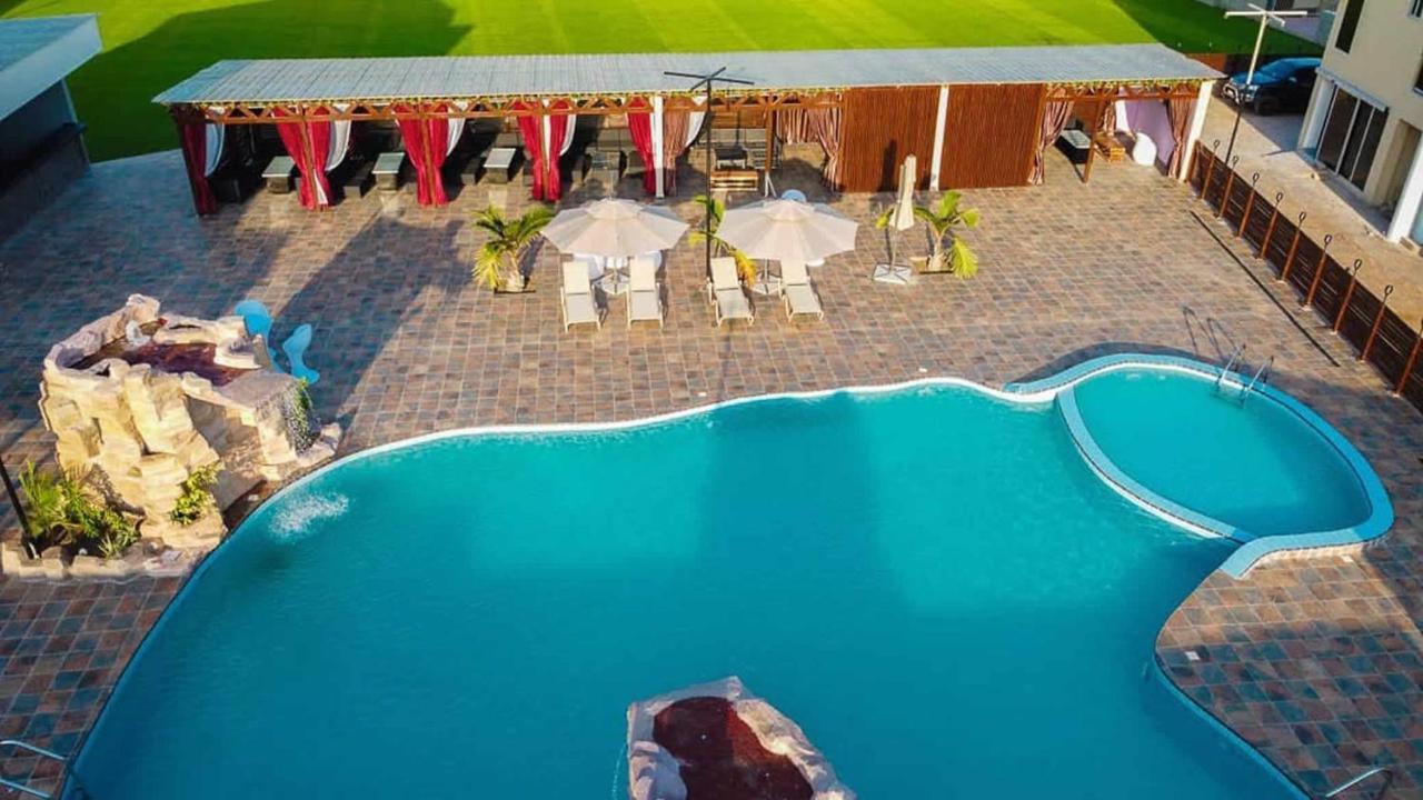 The Platinum Bay Hotel Birekuso المظهر الخارجي الصورة