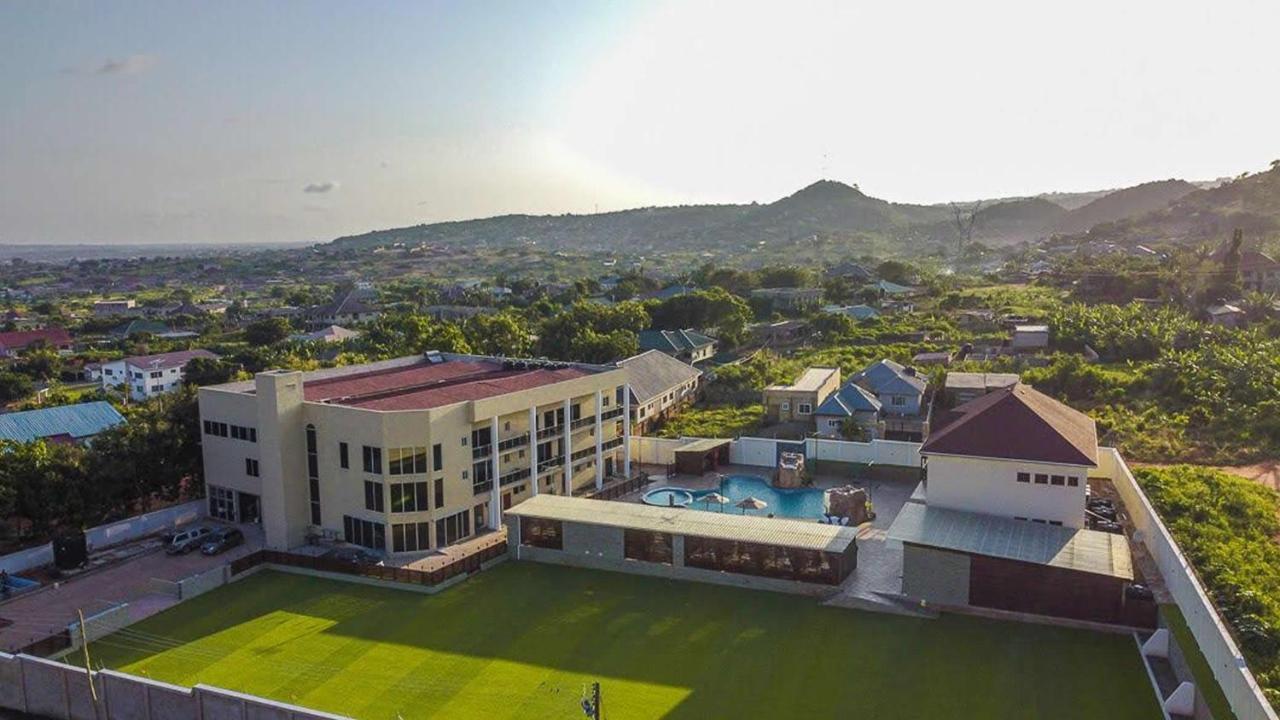 The Platinum Bay Hotel Birekuso المظهر الخارجي الصورة